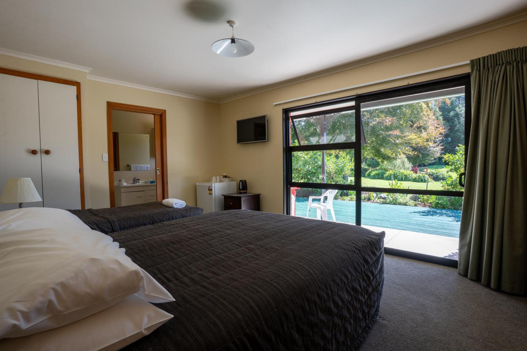 Отель Donegal House Кайкоура Экстерьер фото