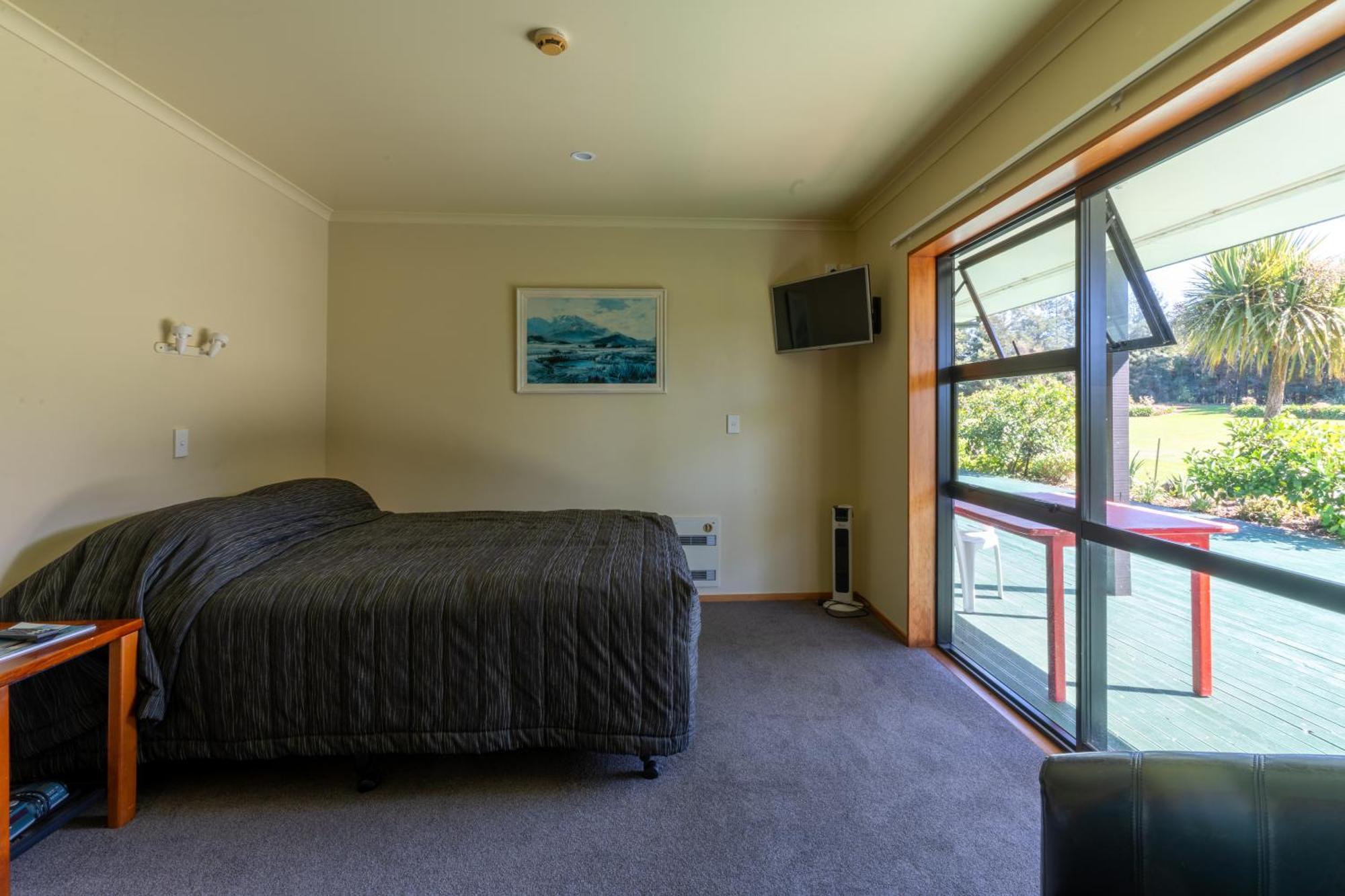 Отель Donegal House Кайкоура Экстерьер фото
